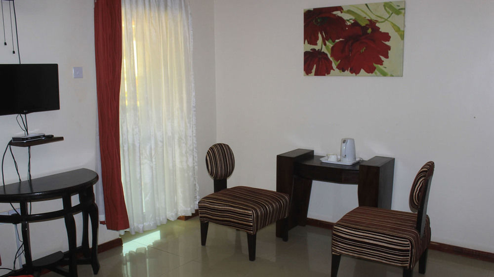 ג'ינג'ה Signature Hotel Apartments מראה חיצוני תמונה